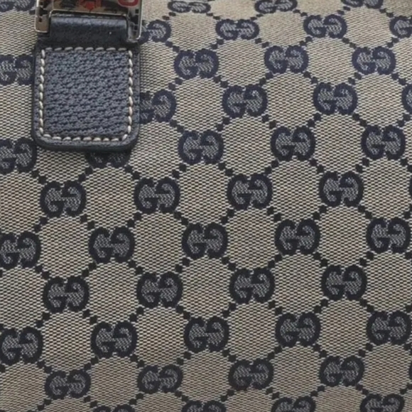 Gucci Sherry Line Hand Bag - Picture 8 of 16